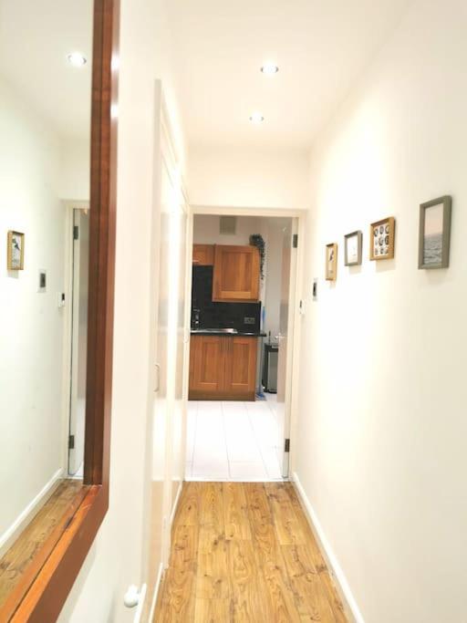Lovely 1 Bed Flat In Trendy Peckham * London